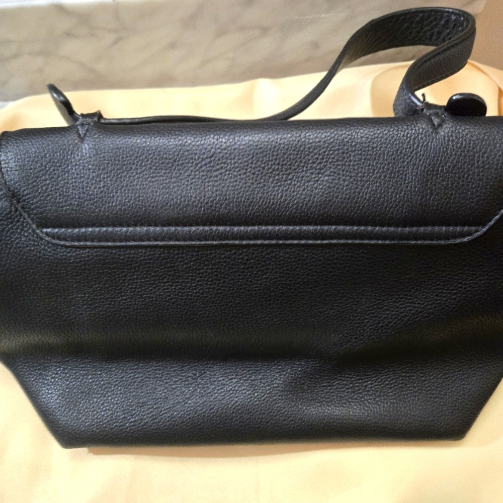 Like New Louis Vuitton Lock Me Black Calfskin w Gold Hardware Bag + Dustbag - Picture 3 of 8